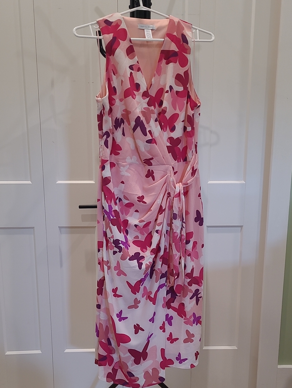 Sleeveless Pink Butterfly-Print Wrap Dress